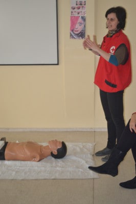 Szent Bazil Középiskola Vöröskeresztes bemutató Debrecenben Hírek TÁMOP 3.1.4. 12/2 2012 1133