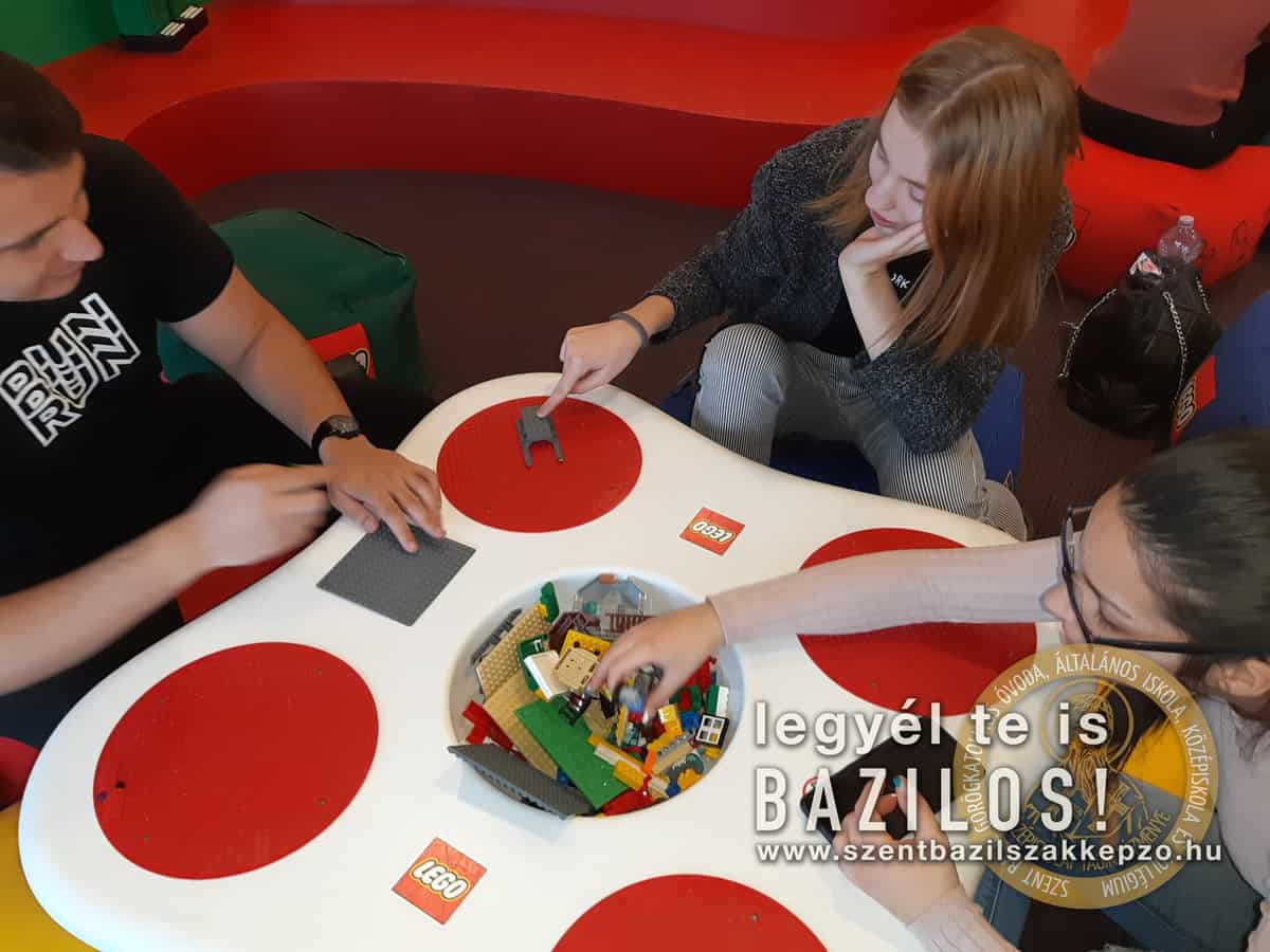 Szent Bazil Középiskola A LEGO gyár működése Debreceni tagintézmény Hírek