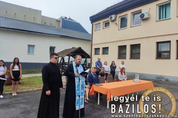 Szent Bazil Középiskola Akiknek sokak életéhez lesz közük Hírek Nyíregyházi Tagintézmény Szent Bazil Görögkatolikus Középiskola