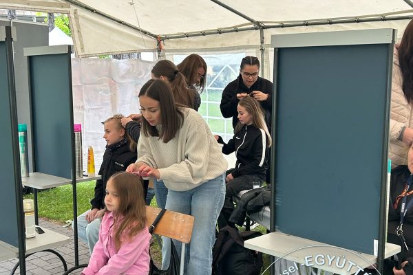 Szent Bazil Középiskola Kirándulás a Szociális Expóra Hírek
