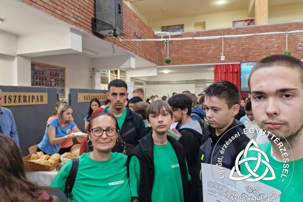 Szent Bazil Középiskola Eső, szél, napsütés – A Bazilosokat semmi sem állíthatja meg! Ilyen volt a Campus Fesztivál velünk! Debreceni tagintézmény Hírek