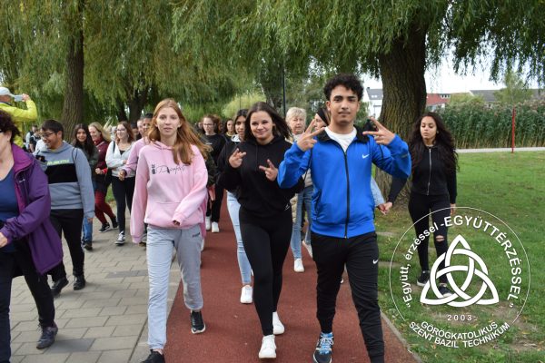 Szent Bazil Középiskola Szent  Bazil Középiskola     Nyító oldal