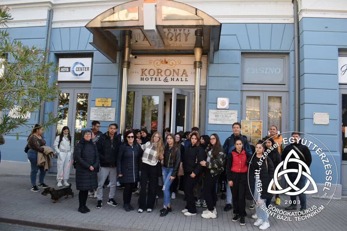 Szent Bazil Középiskola Archivum