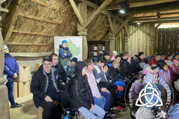 Szent Bazil Középiskola Meséből élmény, élményből tudás – Mesevilágnap a Szent Bazil Nyíregyházi készségfejlesztő iskolájában Hírek Készségfejlesztő Intézmény Nyíregyháza Szent Bazil Középiskola „Egy kicsi mozgás mindenkinek kell…” Hírek TÁMOP 3.3.10 046 TÁMOP 3.3.10.