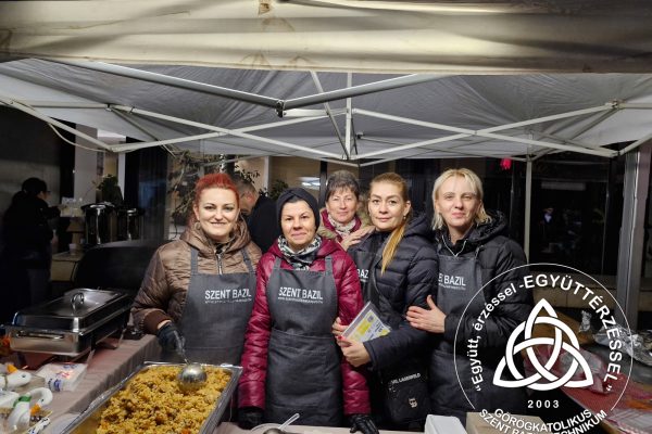 Szent Bazil Középiskola Libaságok, mosolyok, szakmai élmények – Márton nap a Kisvárdai Szent Bazil Technikum csapatával Hírek Kisvárdai Tagintézmény Szent Bazil Középiskola Szabolcs Kupa 2010 összefoglaló I. rész Hírek
