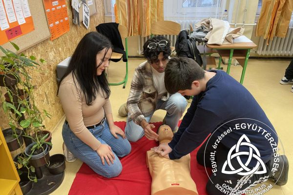 Szent Bazil Középiskola Lélekben is Erősen: Megújító Lelkigyakorlat Vágáshuta Hegyei Között Hírek Kisvárdai Tagintézmény