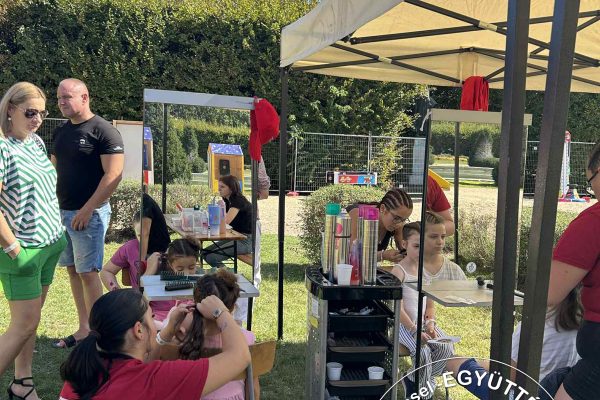 Szent Bazil Középiskola Szent  Bazil Középiskola     Nyító oldal