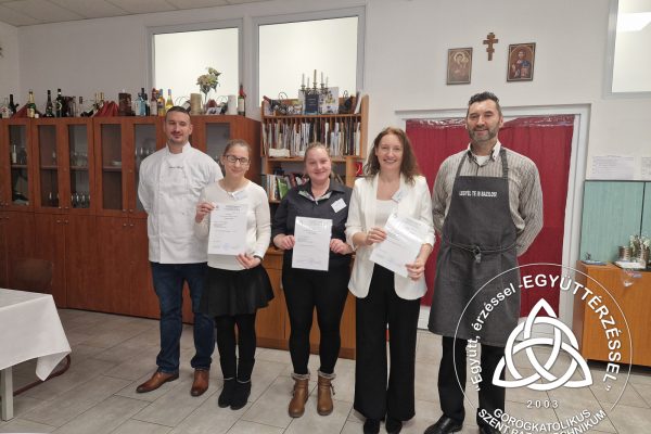 Szent Bazil Középiskola Szépészet ágazati vizsga Kisvárdán 2022. november Hírek Kisvárdai Tagintézmény