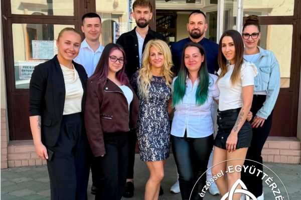 Szent Bazil Középiskola Szent  Bazil Középiskola     Nyító oldal