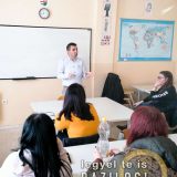 Szent Bazil Középiskola Pénzhét a postakerten Debreceni tagintézmény Hírek Szent Bazil Görögkatolikus Középiskola Szent Bazil Középiskola Pénzhét a postakerten Debreceni tagintézmény Hírek Szent Bazil Görögkatolikus Középiskola