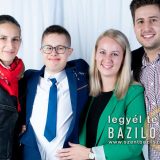 Szent Bazil Középiskola Szalagtűzés Debrecenben amikor a szívünk is díszbe öltözött! Debreceni tagintézmény Hírek Szent Bazil Görögkatolikus Középiskola
