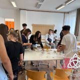 Szent Bazil Középiskola Megérkeztek a fecskék a Postakertre – közösségépítő nap a Szent Bazil Technikum tanulóinak! Debreceni tagintézmény Hírek Szent Bazil Középiskola Megérkeztek a fecskék a Postakertre – közösségépítő nap a Szent Bazil Technikum tanulóinak! Debreceni tagintézmény Hírek