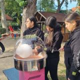 Szent Bazil Középiskola Mosolyok és Vattacukor: Értékteremtő Jótékonyság a Szoboszlói Úti Óvodában Debreceni tagintézmény Hírek Szent Bazil Középiskola Mosolyok és Vattacukor: Értékteremtő Jótékonyság a Szoboszlói Úti Óvodában Debreceni tagintézmény Hírek