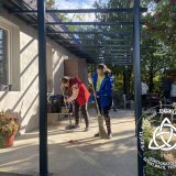 Szent Bazil Középiskola Kert, élmény, fejlődés – készségfejlesztő bazilos diákok Andi néni kertjében Hírek Készségfejlesztő Intézmény Nyíregyháza Szent Bazil Középiskola Kert, élmény, fejlődés – készségfejlesztő bazilos diákok Andi néni kertjében Hírek Készségfejlesztő Intézmény Nyíregyháza