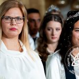 Szent Bazil Középiskola Szalag, Mosoly, Ünnep – Faraktár utcai Pillanatok a Szent Bazilban! Debreceni tagintézmény Hírek Szent Bazil Középiskola Szalag, Mosoly, Ünnep – Faraktár utcai Pillanatok a Szent Bazilban! Debreceni tagintézmény Hírek