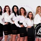 Szent Bazil Középiskola Szalag, Mosoly, Ünnep – Faraktár utcai Pillanatok a Szent Bazilban! Debreceni tagintézmény Hírek Szent Bazil Középiskola Szalag, Mosoly, Ünnep – Faraktár utcai Pillanatok a Szent Bazilban! Debreceni tagintézmény Hírek