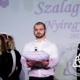 Szent Bazil Középiskola Szalag, Mosoly, Ünnep – Faraktár utcai Pillanatok a Szent Bazilban! Debreceni tagintézmény Hírek