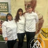 Szent Bazil Középiskola Gasztrotehetségek a dobogó közelében – Szent Bazil vendéglátós sikerek a XXIII. Illésy Gasztro Kupán Debreceni tagintézmény Hírek Nyíregyházi Tagintézmény Versenyereredmények Szent Bazil Középiskola Gasztrotehetségek a dobogó közelében – Szent Bazil vendéglátós sikerek a XXIII. Illésy Gasztro Kupán Debreceni tagintézmény Hírek Nyíregyházi Tagintézmény Versenyereredmények