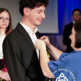 Szent Bazil Középiskola Szalagtűző a Postakert utcai telephelyen: tehetség, show és karácsonyi hangulat egy estén Debreceni tagintézmény Hírek Szent Bazil Középiskola Szalagtűző a Postakert utcai telephelyen: tehetség, show és karácsonyi hangulat egy estén Debreceni tagintézmény Hírek