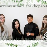 Szent Bazil Középiskola Szalagtűző a Postakert utcai telephelyen: tehetség, show és karácsonyi hangulat egy estén Debreceni tagintézmény Hírek Szent Bazil Középiskola Szalagtűző a Postakert utcai telephelyen: tehetség, show és karácsonyi hangulat egy estén Debreceni tagintézmény Hírek