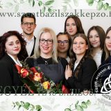 Szent Bazil Középiskola Szalagtűző a Postakert utcai telephelyen: tehetség, show és karácsonyi hangulat egy estén Debreceni tagintézmény Hírek Szent Bazil Középiskola Szalagtűző a Postakert utcai telephelyen: tehetség, show és karácsonyi hangulat egy estén Debreceni tagintézmény Hírek