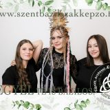 Szent Bazil Középiskola Szalagtűző a Postakert utcai telephelyen: tehetség, show és karácsonyi hangulat egy estén Debreceni tagintézmény Hírek Szent Bazil Középiskola Szalagtűző a Postakert utcai telephelyen: tehetség, show és karácsonyi hangulat egy estén Debreceni tagintézmény Hírek