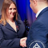 Szent Bazil Középiskola Szalagtűző a Postakert utcai telephelyen: tehetség, show és karácsonyi hangulat egy estén Debreceni tagintézmény Hírek Szent Bazil Középiskola Szalagtűző a Postakert utcai telephelyen: tehetség, show és karácsonyi hangulat egy estén Debreceni tagintézmény Hírek