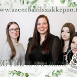 Szent Bazil Középiskola Szalagtűző a Postakert utcai telephelyen: tehetség, show és karácsonyi hangulat egy estén Debreceni tagintézmény Hírek Szent Bazil Középiskola Szalagtűző a Postakert utcai telephelyen: tehetség, show és karácsonyi hangulat egy estén Debreceni tagintézmény Hírek