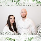 Szent Bazil Középiskola Szalagtűző a Postakert utcai telephelyen: tehetség, show és karácsonyi hangulat egy estén Debreceni tagintézmény Hírek Szent Bazil Középiskola Szalagtűző a Postakert utcai telephelyen: tehetség, show és karácsonyi hangulat egy estén Debreceni tagintézmény Hírek