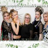 Szent Bazil Középiskola Szalagtűző a Postakert utcai telephelyen: tehetség, show és karácsonyi hangulat egy estén Debreceni tagintézmény Hírek Szent Bazil Középiskola Szalagtűző a Postakert utcai telephelyen: tehetség, show és karácsonyi hangulat egy estén Debreceni tagintézmény Hírek