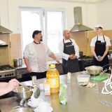 Szent Bazil Középiskola Parajkrémleves és piskótarolád: Vizsgázott a jövő vendéglátós generációja! Hírek Nyíregyházi Tagintézmény Szent Bazil Középiskola Parajkrémleves és piskótarolád: Vizsgázott a jövő vendéglátós generációja! Hírek Nyíregyházi Tagintézmény