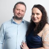 Szent Bazil Középiskola Kisvárdai elegancia és összefogás – nagy sikerrel rendezték meg a Szent Bazil Technikum jótékonysági bálját Hírek Kisvárdai Tagintézmény Szent Bazil Középiskola Kisvárdai elegancia és összefogás – nagy sikerrel rendezték meg a Szent Bazil Technikum jótékonysági bálját Hírek Kisvárdai Tagintézmény