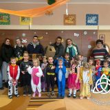 Szent Bazil Középiskola Jótékonyság Kisvárdán – a Szent Bazil Technikum diákjai örömet vittek az óvodába Hírek Kisvárdai Tagintézmény Szent Bazil Középiskola Jótékonyság Kisvárdán – a Szent Bazil Technikum diákjai örömet vittek az óvodába Hírek Kisvárdai Tagintézmény