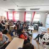 Szent Bazil Középiskola Kisvárdán retró életre kelt: ingyenes képzésben tanuló diákok vitték sikerre a Szent Bazil Technikum hetét Hírek Kisvárdai Tagintézmény Szent Bazil Középiskola Kisvárdán retró életre kelt: ingyenes képzésben tanuló diákok vitték sikerre a Szent Bazil Technikum hetét Hírek Kisvárdai Tagintézmény