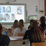 Szent Bazil Középiskola Debrecenben a siker visszatér az iskolába – volt fodrász tanulónk inspirálta a Postakert diákjait Debreceni tagintézmény Hírek Szent Bazil Középiskola Debrecenben a siker visszatér az iskolába – volt fodrász tanulónk inspirálta a Postakert diákjait Debreceni tagintézmény Hírek