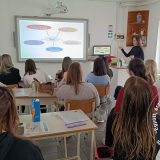 Szent Bazil Középiskola Debrecenben a siker visszatér az iskolába – volt fodrász tanulónk inspirálta a Postakert diákjait Debreceni tagintézmény Hírek Szent Bazil Középiskola Debrecenben a siker visszatér az iskolába – volt fodrász tanulónk inspirálta a Postakert diákjait Debreceni tagintézmény Hírek