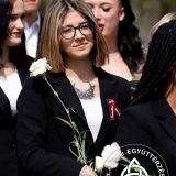 Szent Bazil Középiskola Emlékek, elismerések és üzenetek a jövőnek – különleges ballagás Debrecen Postakert utca Debreceni tagintézmény Hírek Szent Bazil Középiskola Emlékek, elismerések és üzenetek a jövőnek – különleges ballagás Debrecen Postakert utca Debreceni tagintézmény Hírek