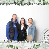 Szent Bazil Középiskola Emlékekkel teli búcsú a Faraktár utcában – különleges ballagás Debrecenben Debreceni tagintézmény Hírek Szent Bazil Középiskola Emlékekkel teli búcsú a Faraktár utcában – különleges ballagás Debrecenben Debreceni tagintézmény Hírek