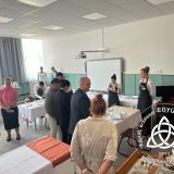 Szent Bazil Középiskola Debrecen új vendéglátó szakembereket ünnepel – Sikeres szakács és pincér vizsgák a Szent Bazil Technikum Faraktár utcai tagintézményében Hírek Nyíregyházi Tagintézmény Szent Bazil Középiskola Debrecen új vendéglátó szakembereket ünnepel – Sikeres szakács és pincér vizsgák a Szent Bazil Technikum Faraktár utcai tagintézményében Hírek Nyíregyházi Tagintézmény