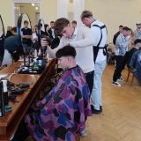 Szent Bazil Középiskola Országos siker a Hair Master versenyen – két Postakertes tanulónk is a legjobb hat között Debreceni tagintézmény Hírek Szent Bazil Szent Bazil Görögkatolikus Középiskola Versenyereredmények Szent Bazil Középiskola Országos siker a Hair Master versenyen – két Postakertes tanulónk is a legjobb hat között Debreceni tagintézmény Hírek Szent Bazil Szent Bazil Görögkatolikus Középiskola Versenyereredmények